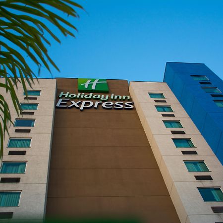 Holiday Inn Express Saltillo Zona Aeropuerto By Ihg Luaran gambar