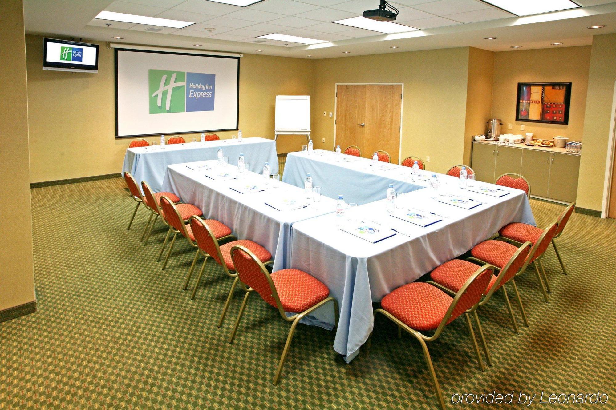 Holiday Inn Express Saltillo Zona Aeropuerto By Ihg Luaran gambar