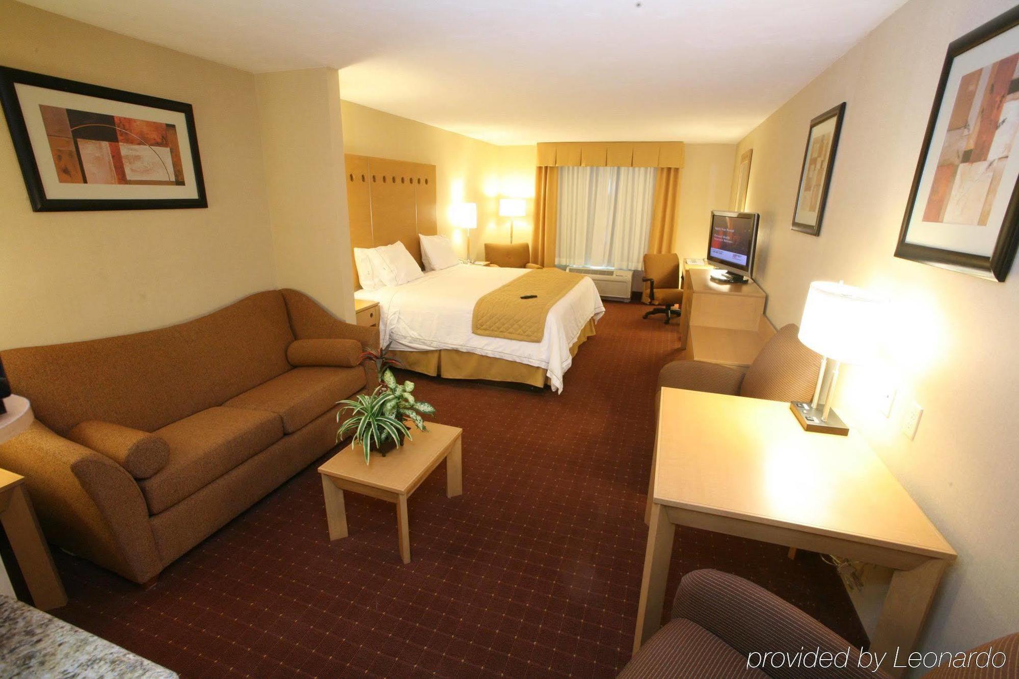 Holiday Inn Express Saltillo Zona Aeropuerto By Ihg Luaran gambar