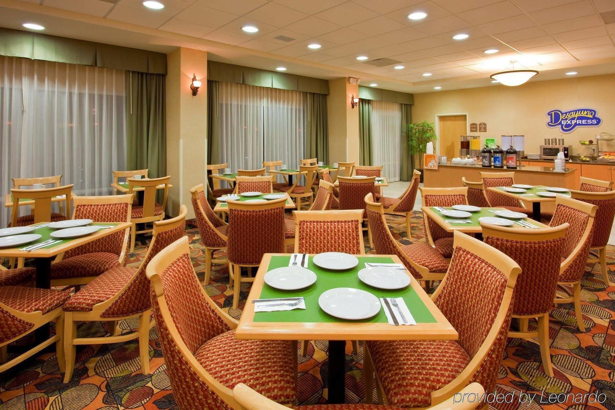 Holiday Inn Express Saltillo Zona Aeropuerto By Ihg Luaran gambar