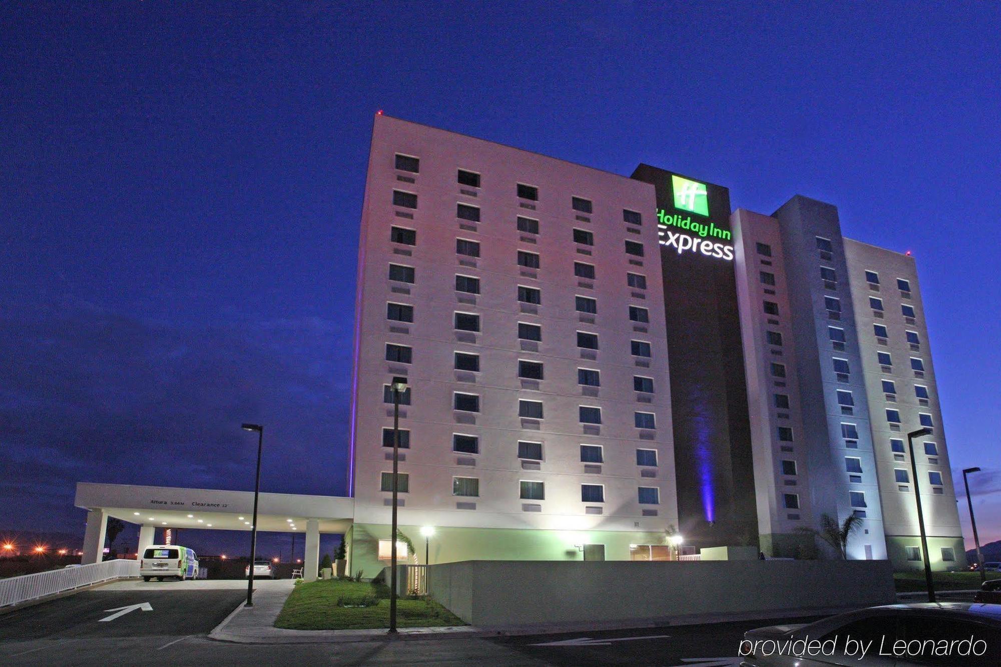 Holiday Inn Express Saltillo Zona Aeropuerto By Ihg Luaran gambar